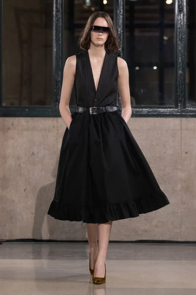 Look 49